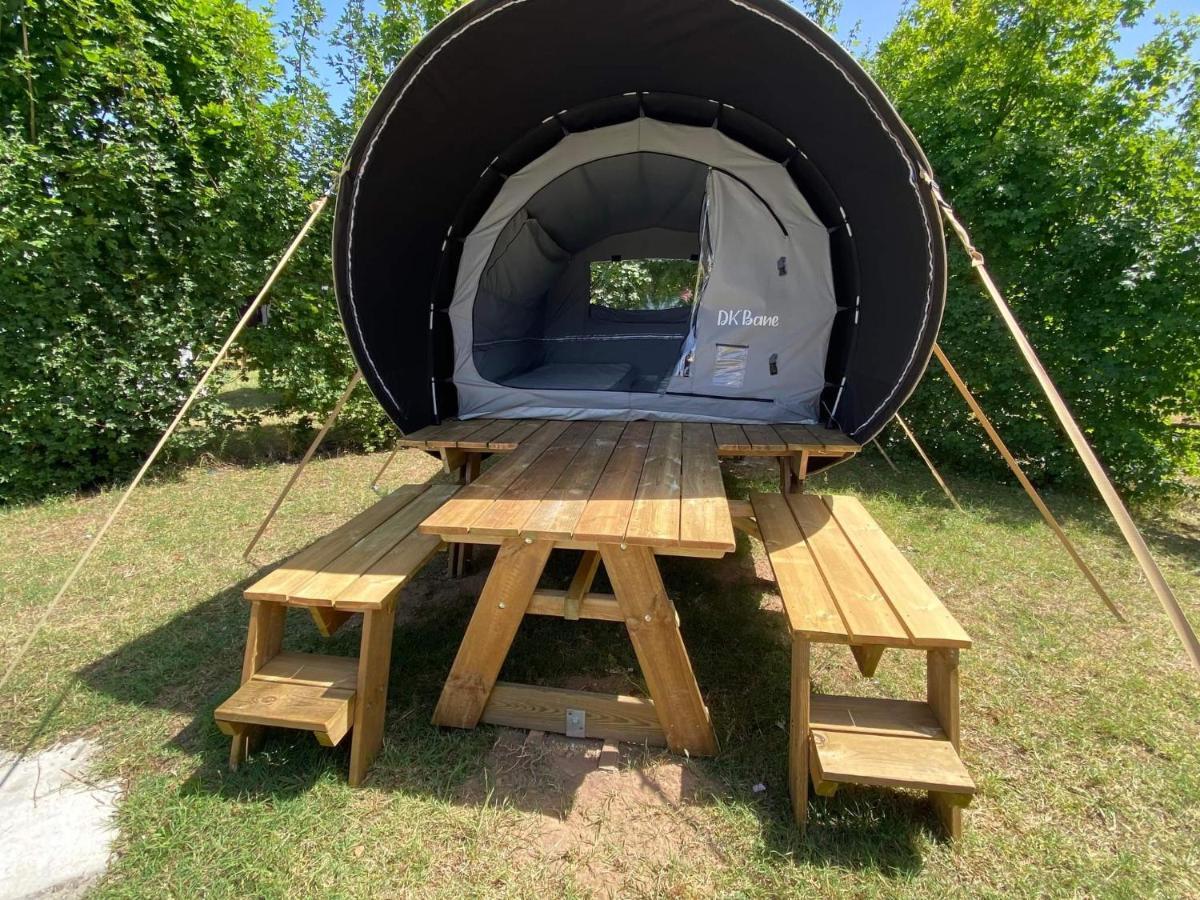 Camping Du Plan D'Eau **** Saint-Yrieix-sur-Charente Exterior photo